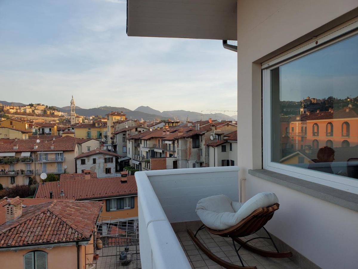 "La Me Ca" Intero Appartamento In Centro Con Vista Sui Colli 贝尔加莫 外观 照片